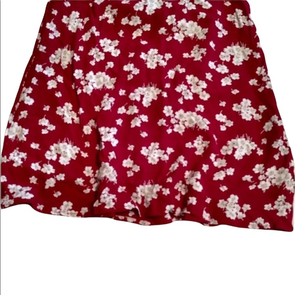 ❤️GAP Mini A-Line Flare Skirt Red Floral Size 1 … - Picture 2 of 9